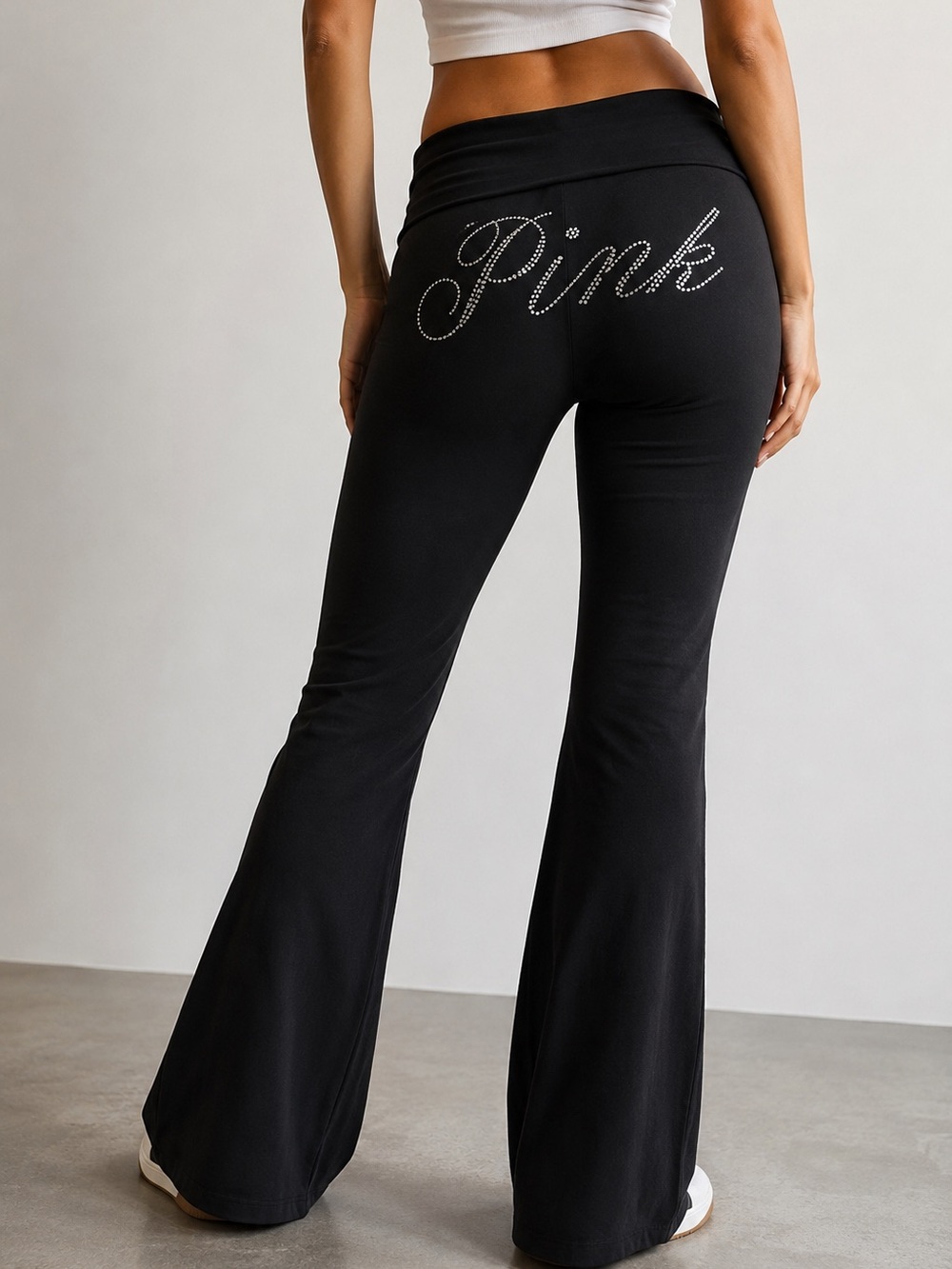 PINK Victoria's Secret Black Rhinestone Logo Flared Lounge Pants sz Large NWT